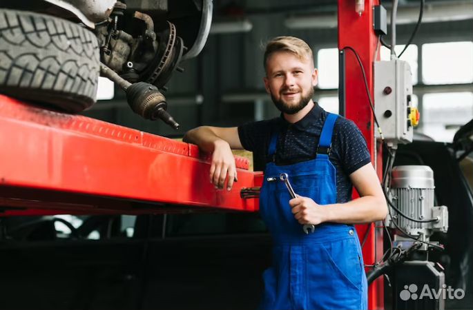 Слесарь грузовой техники проживание питание