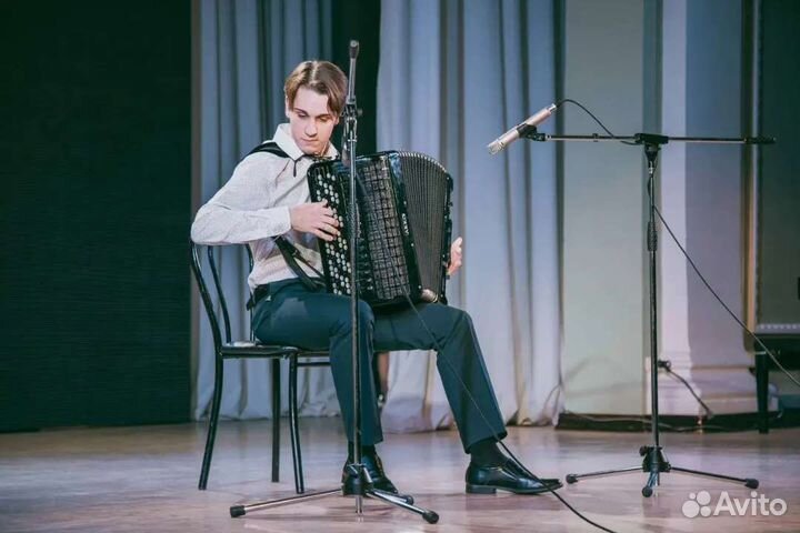 Педагог по баяну