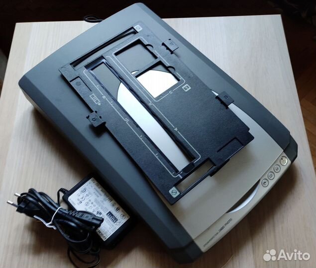 Сканер epson perfection photo 2480 с рамкой