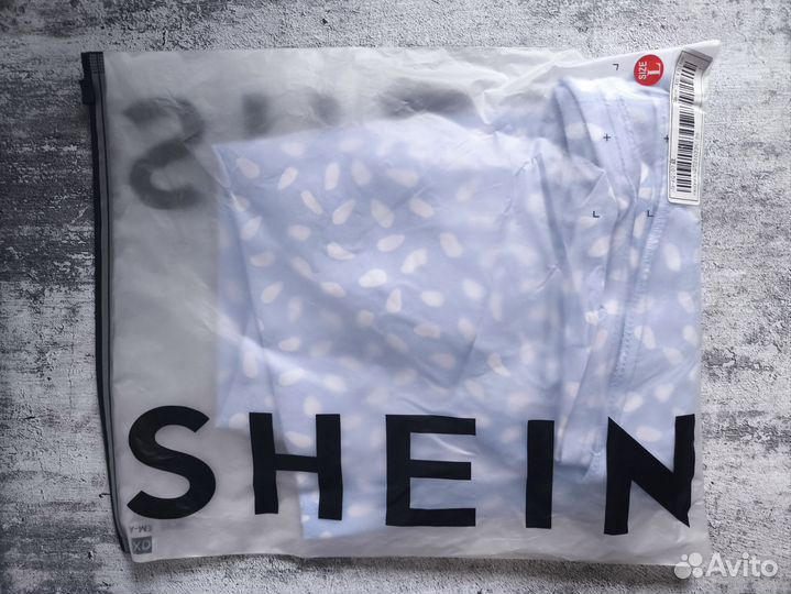 Платье на бретелях shein