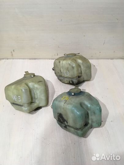 Бачок омывателя лобового стекла BMW E36