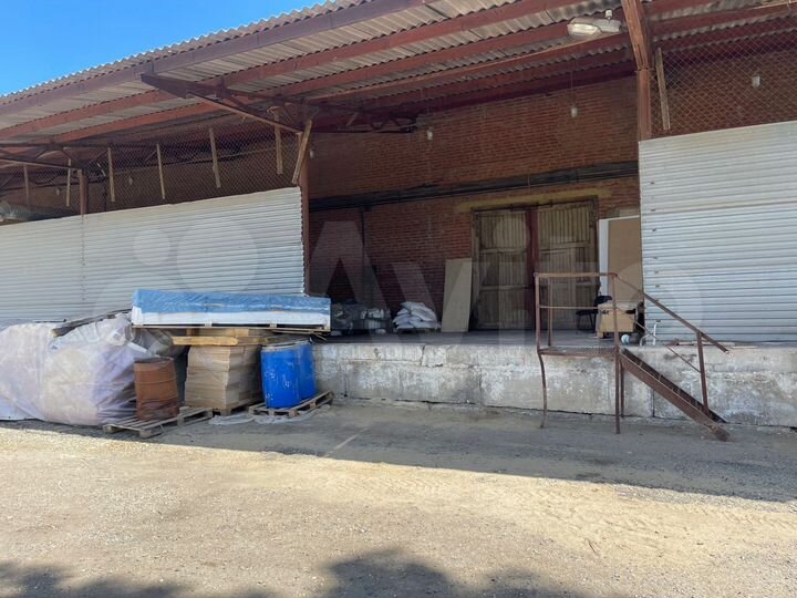 Склад на рампе с пандусом 1000 м²