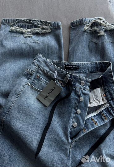 Balenciaga джинсы рваные
