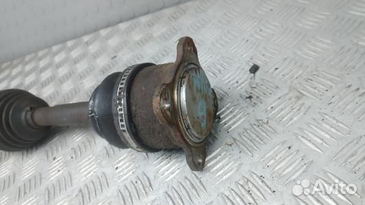 Привод передний левый mitsubishi L200 K4T (HNK09KS01)