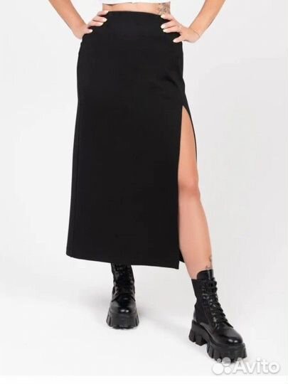 Юбка миди с разрезом