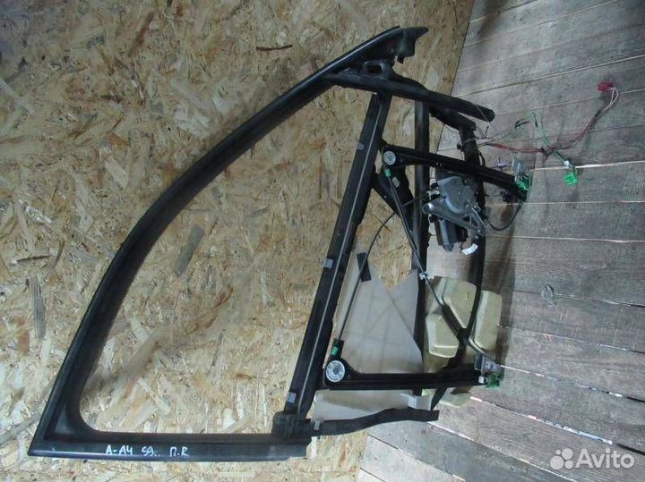 Стеклоподъемник электрический передний правый Audi