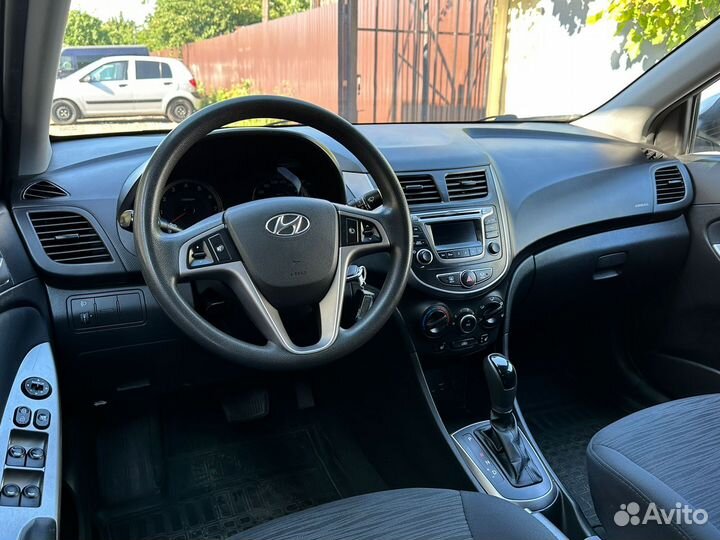 Hyundai Solaris 1.6 AT, 2015, 116 910 км