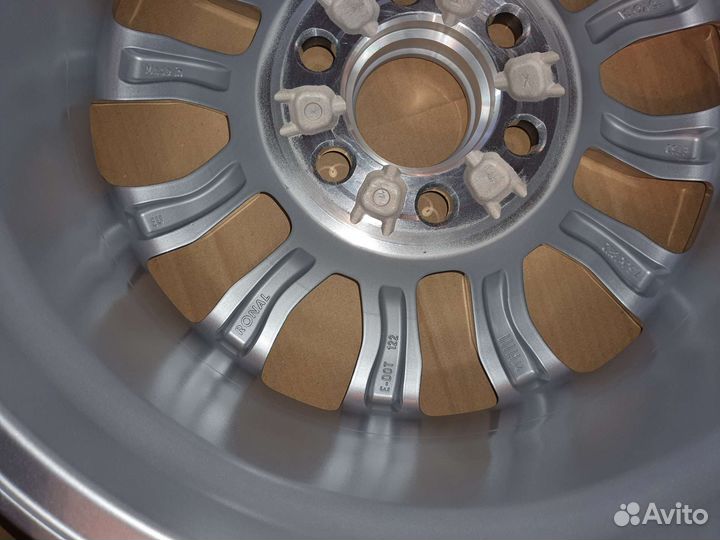 Диски оригинал новые R18