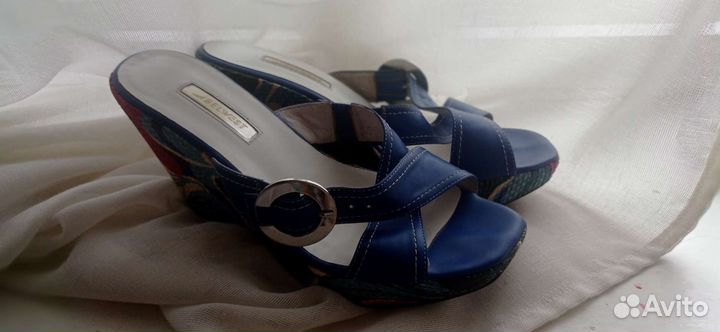 Босоножки 40