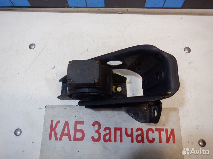 Опора кпп задняя Suzuki Ignis 2 1.3л M13A