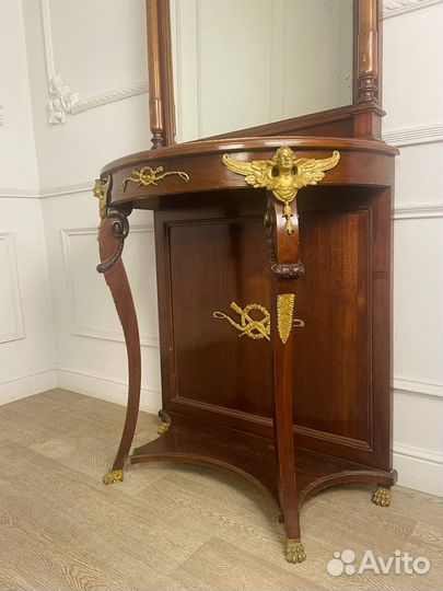 Антикварное зеркало с консолью Ампир