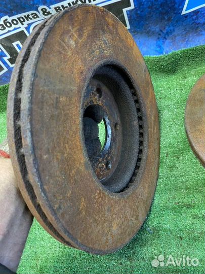 Диск тормозной передний Ford Focus CB4 sida 2010