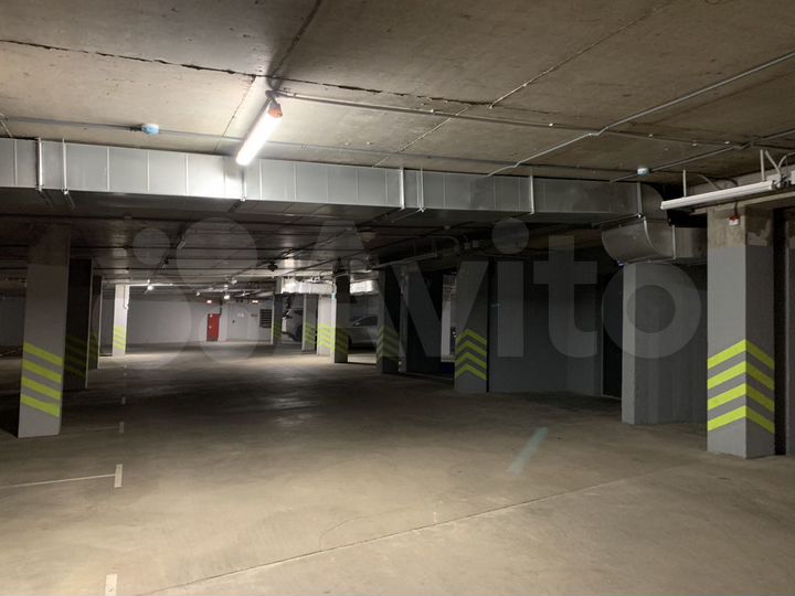 Машиноместо, 15 м²