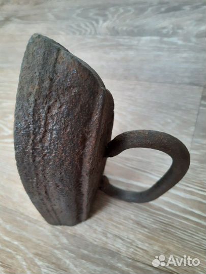 Утюг чугунный винтажный