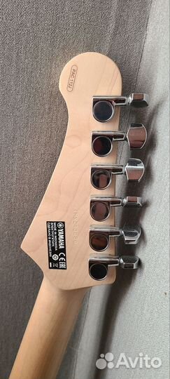 Yamaha Pacifica 112j Lake Placid Blue