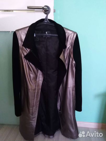 Плащ женский