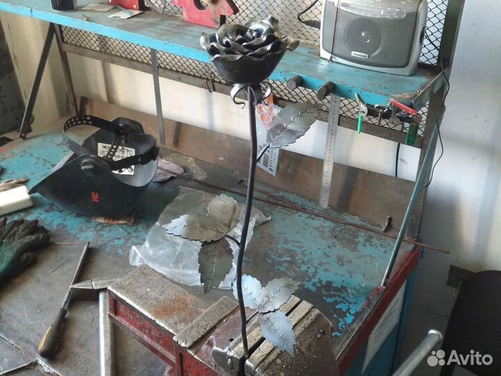 Кованная роза