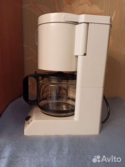 Кофейный автомат. Кофеварка капельного типа