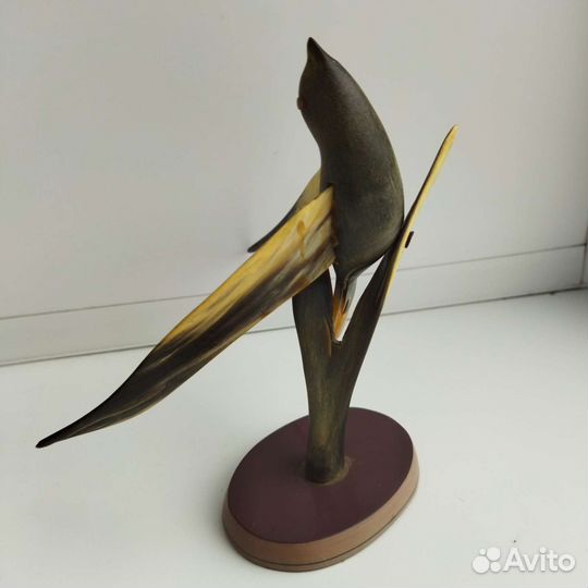 Фигурка статуэтка Ласточка из кости/рога СССР