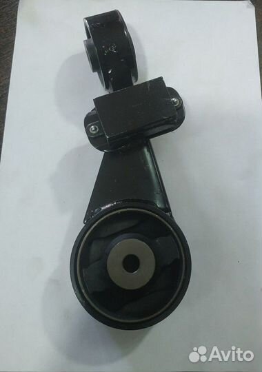 Подушка двигателя Тойота Камри 11-18 2.5