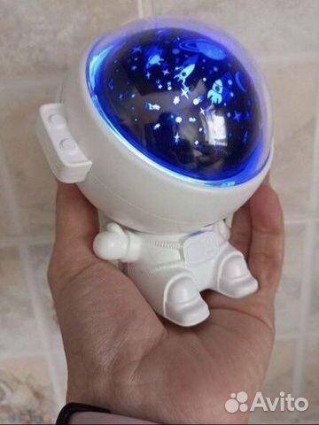 Ночник проектор космонавт музыкальный