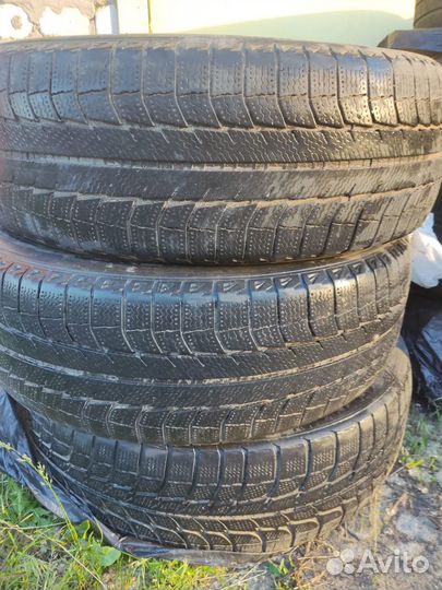 Michelin Latitude X-Ice 225/65 R17 102T