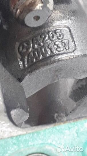 Петля двери багажника левая Mercedes-Benz