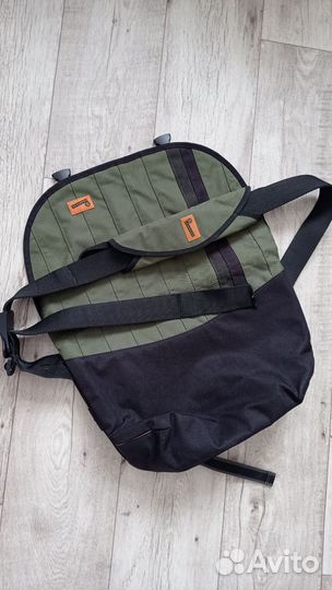 Сумка почтальонка Crumpler Barney