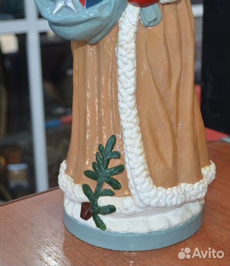 Дед мороз С мешком изобилия В коричневой шубе (вы