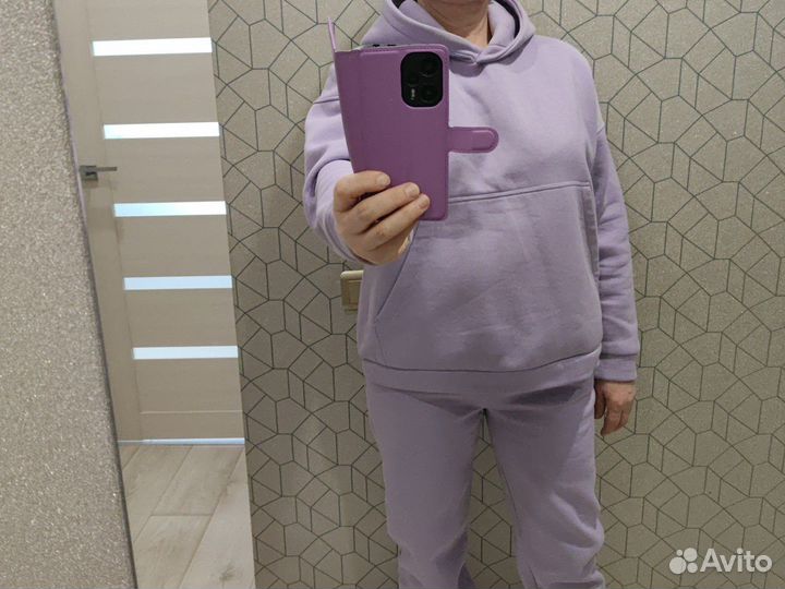 Костюм женский 50