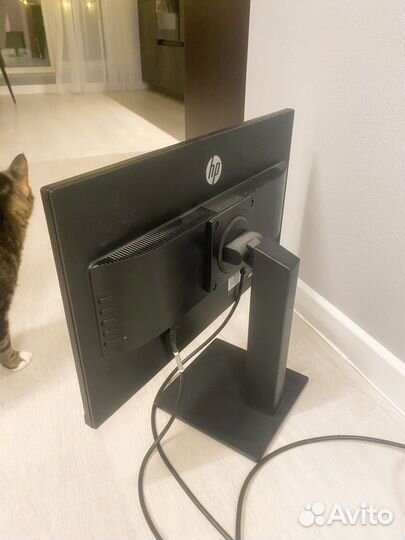 HP P24q G4 2к монитор 2560x1140