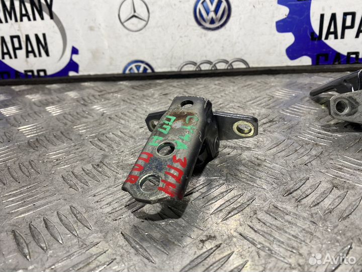 Петля двери пп Lancer 10