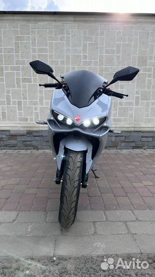 Электромотоцикл в наличии