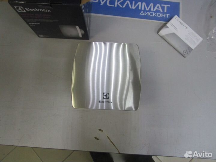 Вентилятор вытяжной серии Argentum eafa-150