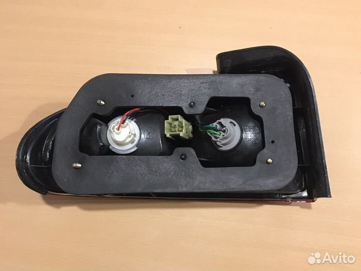 Фонарь задний правый Hyundai Sonata 3