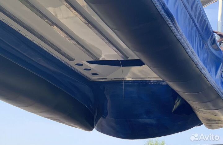 Катер или судно на воздушной подушке Кайман-10