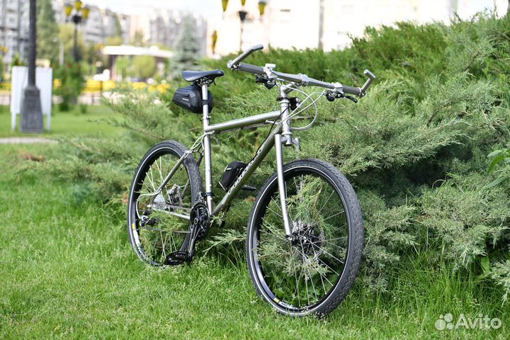 Эксклюзив: Титановый Airborne Black Widow Ti (USA)