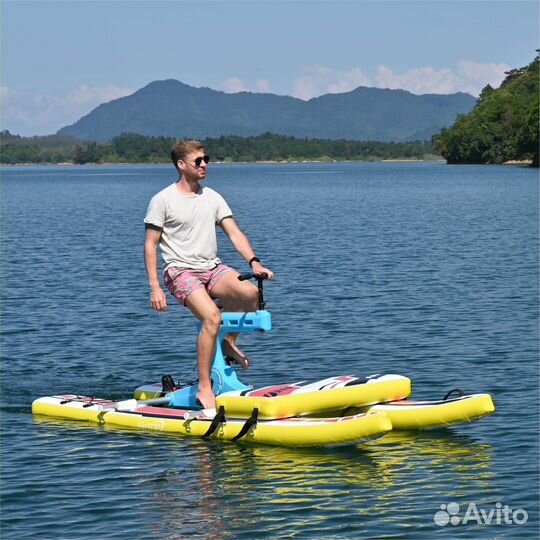 Водный велосипед на сапбордах