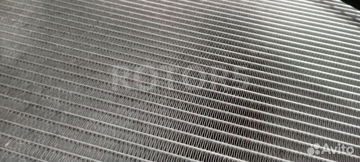 Радиатор охлаждения (основной) Mercedes-Benz