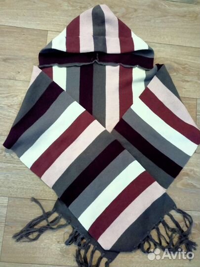 Шарф-капюшон, два в одном