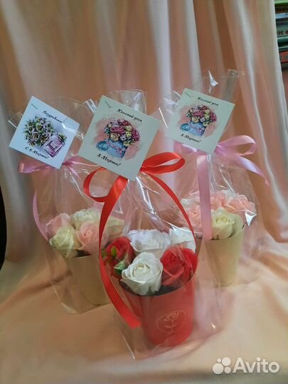 Оригинальный подарок на8марта букет из мыльных роз