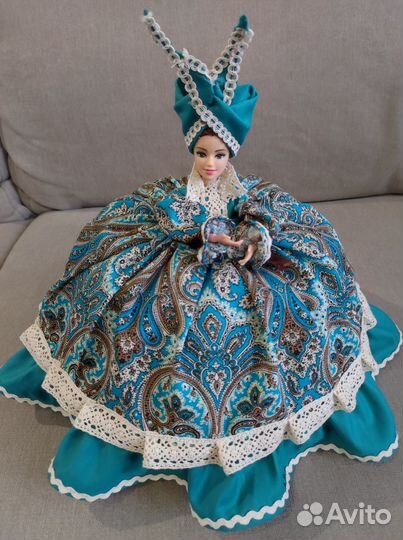 Кукла грелка на чайник