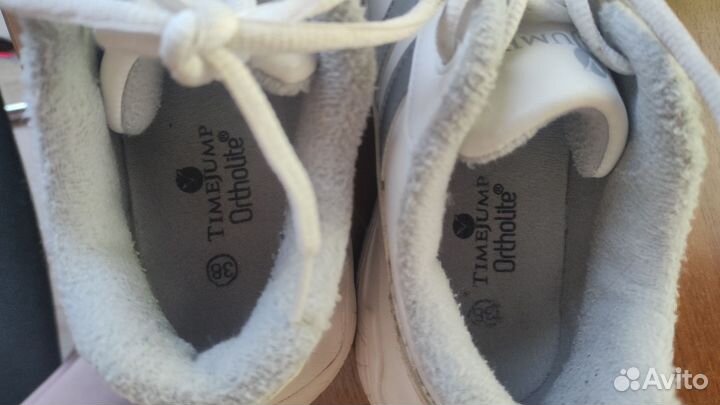 Кроссовки на флисе 38