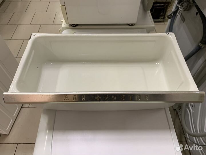 Овощной ящик б/у для холодильника ЗИЛ-Москва