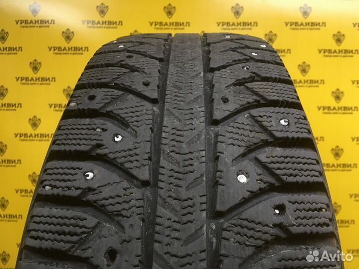 Bridgestone Ice Cruiser 7000 215/70 R16 100T
