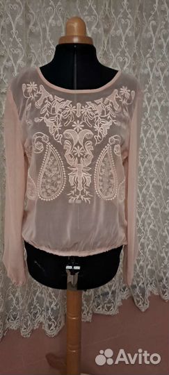 Блузка нарядная 48