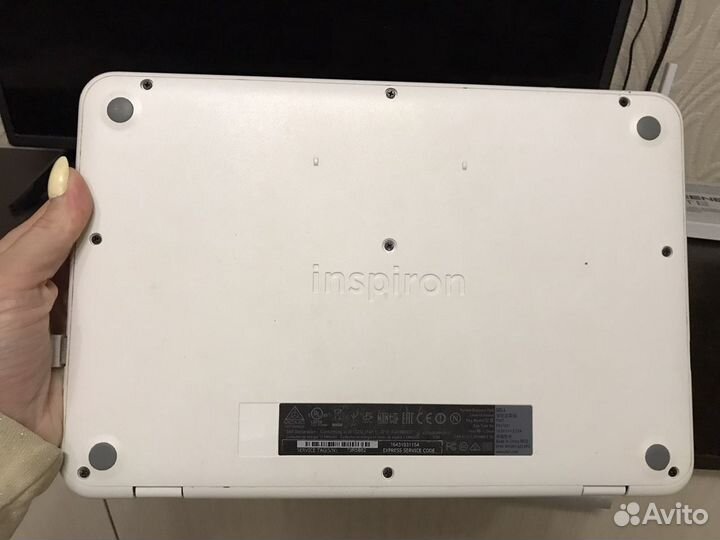 Ноутбук Dell inspiron p24t