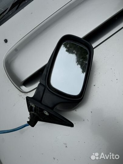 Зеркало левое Subaru Forester SG5