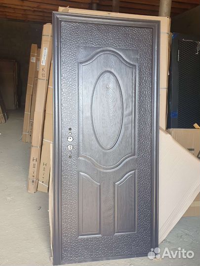 Входная дверь