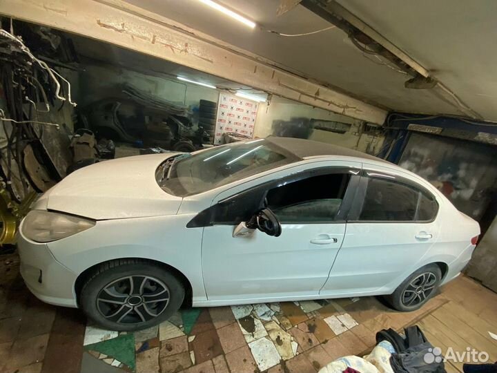 Разборе Peugeot 408, АКПП на запчасти